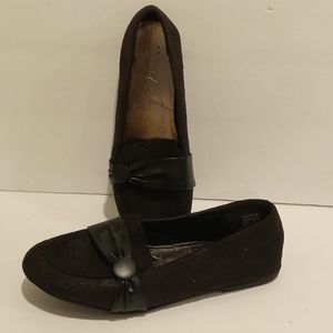 Youth y not? Shoe